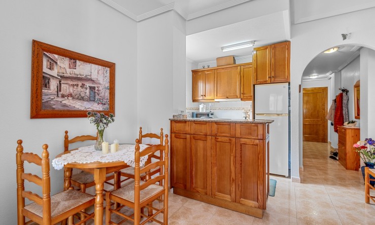 Re-Sale - Apartment - Torrevieja - Torrevieja - Centre