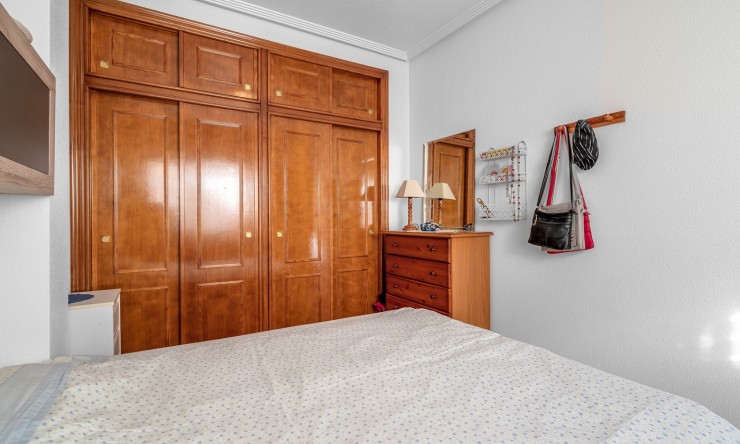 Re-Sale - Apartment - Torrevieja - Torrevieja - Centre
