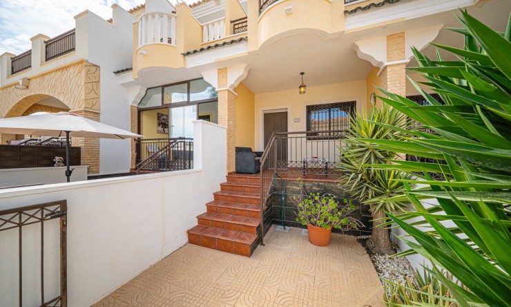 Re-Sale - Townhouse - Ciudad Quesada - Doña Pepa