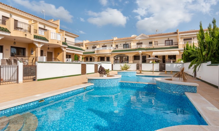 Re-Sale - Townhouse - Ciudad Quesada - Doña Pepa