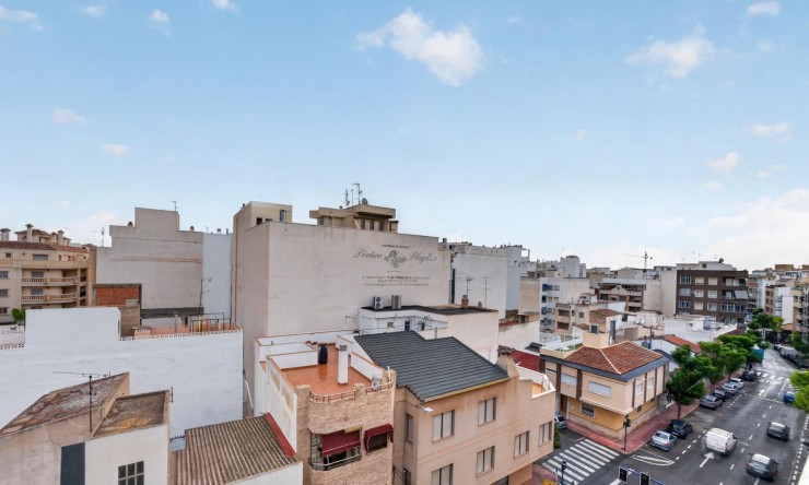 Re-Sale - Apartment - Torrevieja - Torrevieja - Centre
