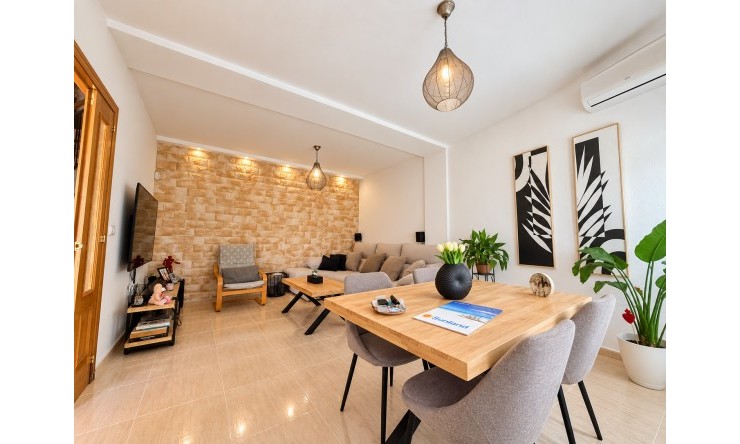 Re-Sale - Townhouse - Daya Nueva - Daya Nueva - Town