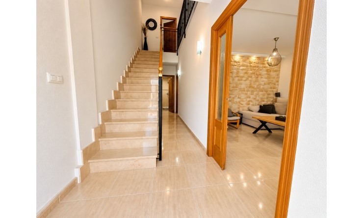 Re-Sale - Townhouse - Daya Nueva - Daya Nueva - Town