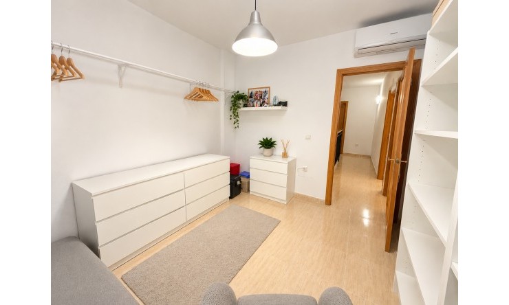 Re-Sale - Townhouse - Daya Nueva - Daya Nueva - Town