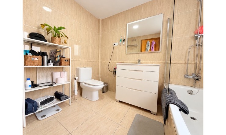 Re-Sale - Townhouse - Daya Nueva - Daya Nueva - Town