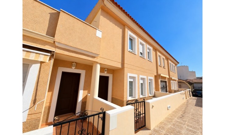 Re-Sale - Townhouse - Daya Nueva - Daya Nueva - Town