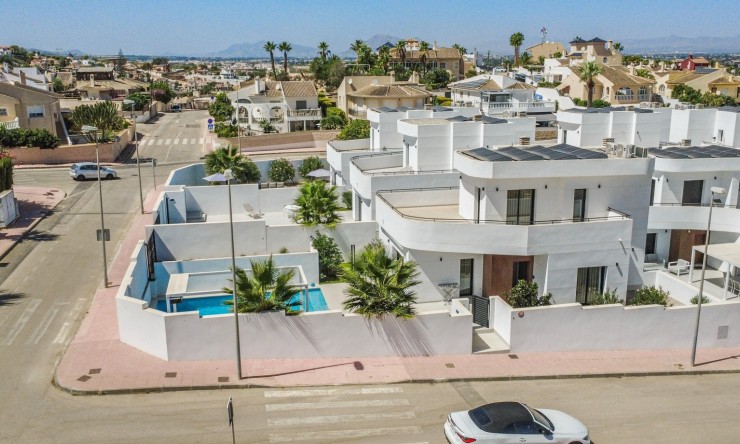 Re-Sale - Detached Villa - Ciudad Quesada - Pueblo Lucero