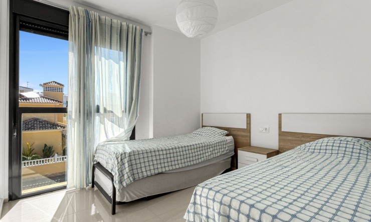 Reventa - Duplex - Orihuela Costa - La Zenia