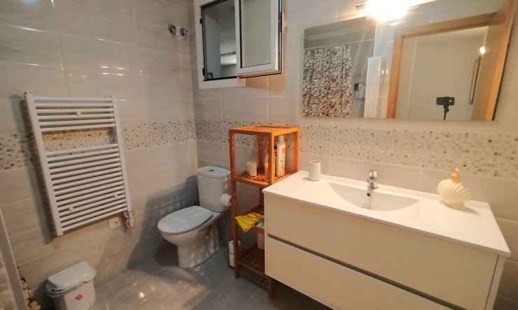 Videresalg - Frittliggende Villa - Ciudad Quesada - Pueblo Lucero