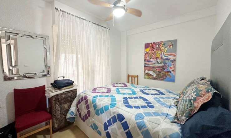 Re-Sale - Apartment - Torrevieja - Playa de los Naufragos