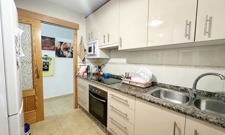 Re-Sale - Apartment - Torrevieja - Playa de los Naufragos