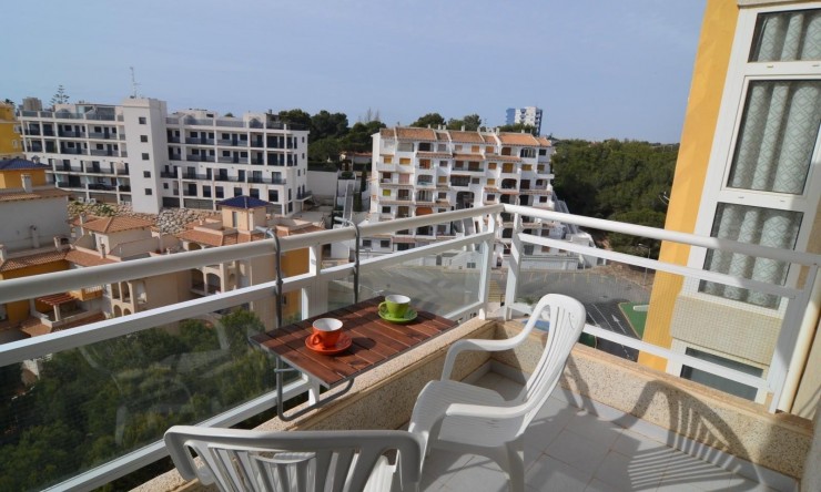 Re-Sale - Apartment - Orihuela Costa - Dehesa de Campoamor