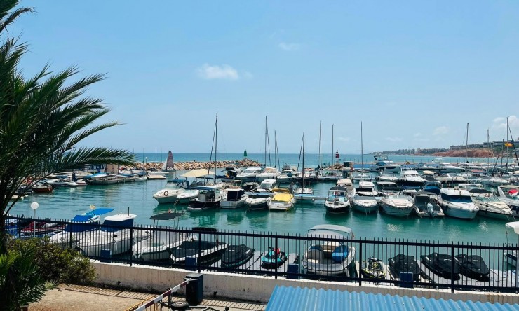 Re-Sale - Apartment - Orihuela Costa - Dehesa de Campoamor