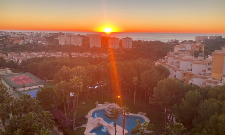 Re-Sale - Apartment - Orihuela Costa - Dehesa de Campoamor