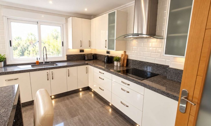 Re-Sale - Detached Villa - Algorfa - Montemar - Montemar
