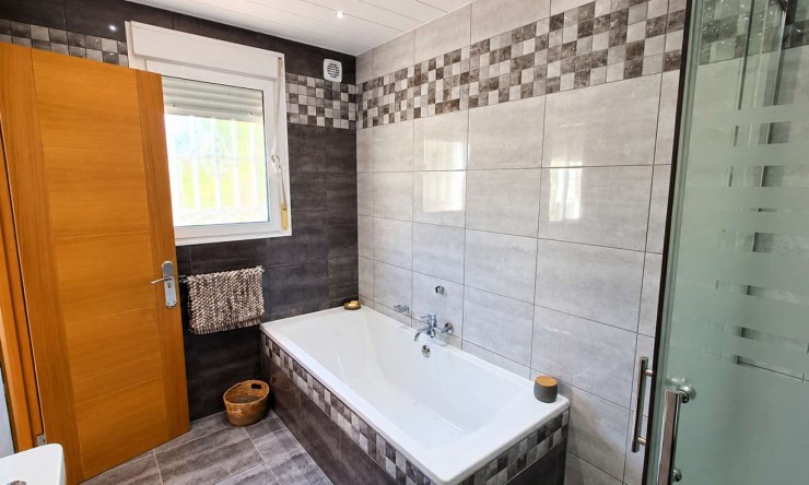 Re-Sale - Detached Villa - Algorfa - Montemar - Montemar