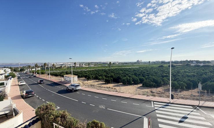Wederverkoop - Vierkante Villa - Torrevieja - Los Balcones
