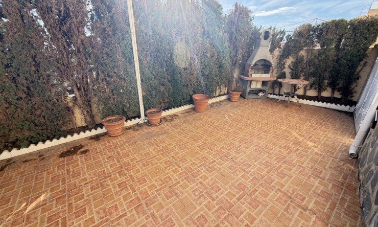Wederverkoop - Vierkante Villa - Torrevieja - Los Balcones