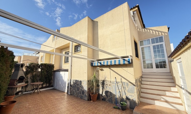 Wederverkoop - Vierkante Villa - Torrevieja - Los Balcones