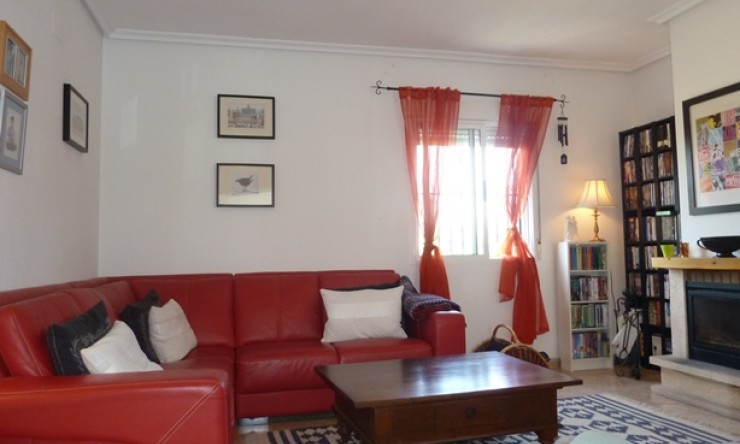 Re-Sale - Detached Villa - Algorfa - Lomas de La Juliana