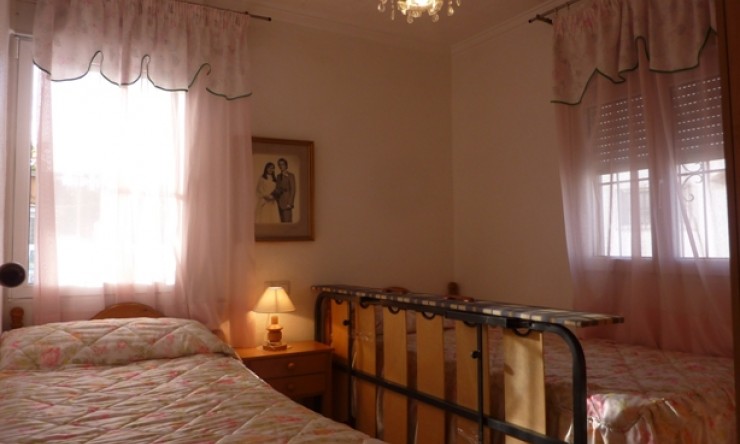 Re-Sale - Bungalow - Torrevieja - Torretas
